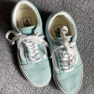 Women’s Size 7 Vans Teal Suede